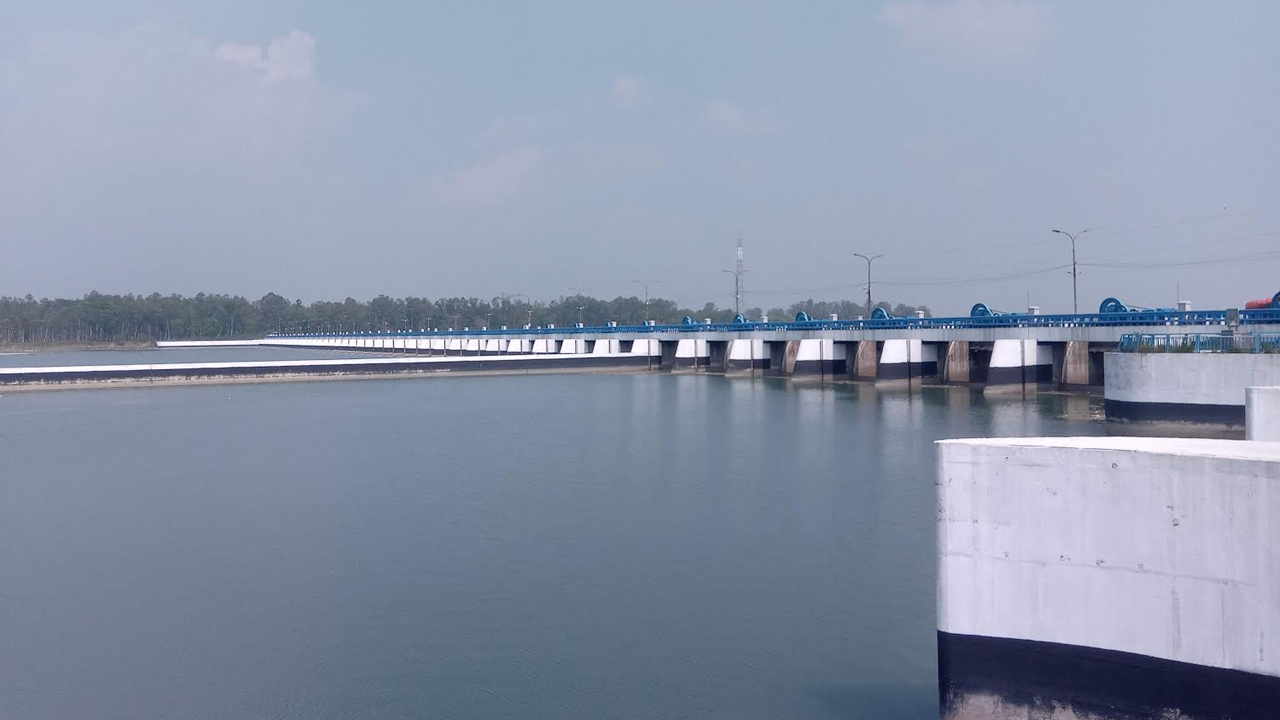 দুই রূপের তিস্তায় বিপন্ন লাখো মানুষের জীবনযাত্রা