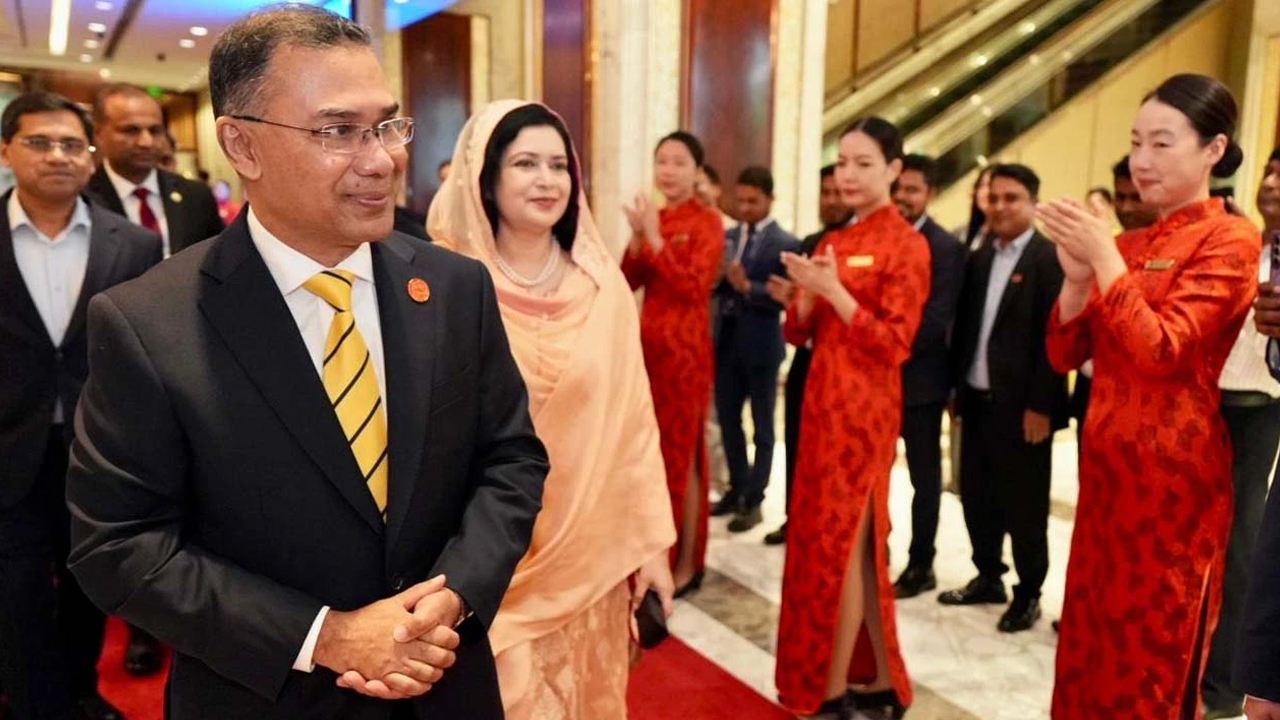 বেইজিংয়ের পথে প্রধানমন্ত্রী তারেক রহমান