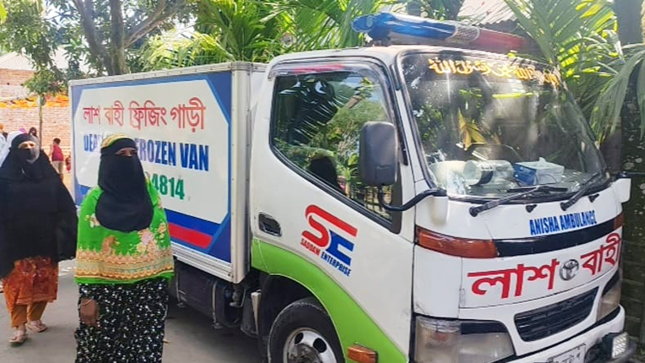 ওমানে খেজুর গাছ থেকে পড়ে মৃত্যু, ১৪ দিন পর ফিরল মরদেহ