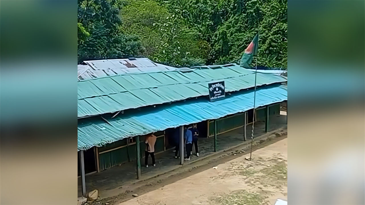 প্রধানমন্ত্রীর নির্দেশে জাতীয়করণ হচ্ছে দুর্গম পাহাড়ের সেই স্কুল