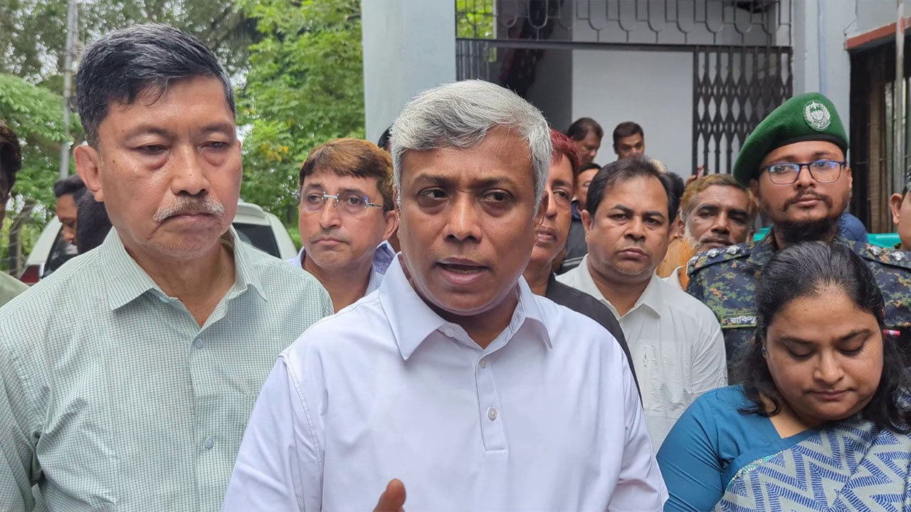 ‘দুর্যোগে বাস্তুহারা পাহাড়িদের পুনর্বাসন করবে সরকার’