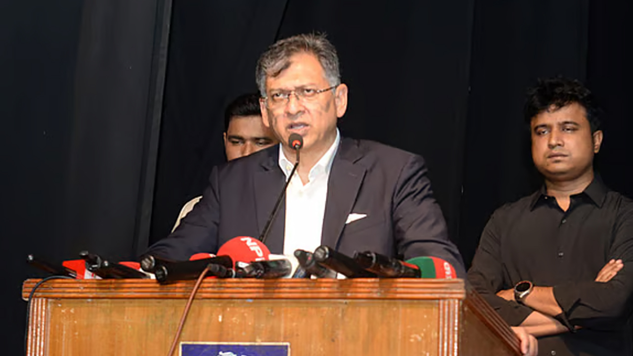 আইনানুগ প্রক্রিয়ায় আওয়ামী লীগের ভাগ্য নির্ধারিত হবে: স্বরাষ্ট্রমন্ত্রী