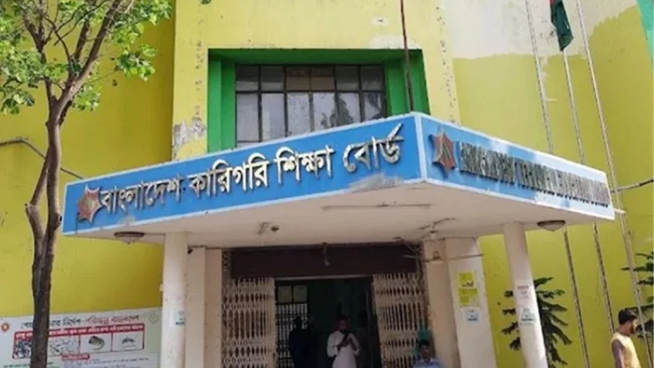 ১১২ শিক্ষাপ্রতিষ্ঠানকে পাঠদান বন্ধ চেয়ে নোটিশ, তালিকা দেখুন
