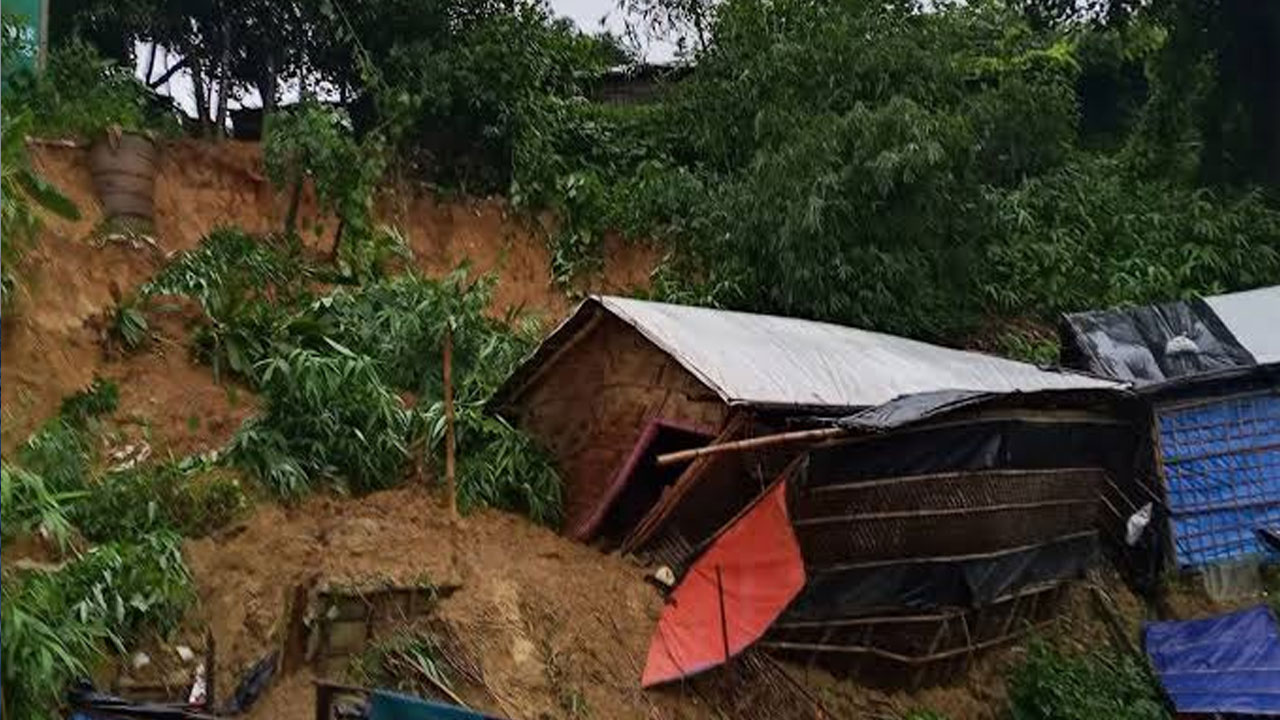 চট্টগ্রামে ভারী বৃষ্টি আভাস, পাহাড়ধসের সতর্কতা জারি