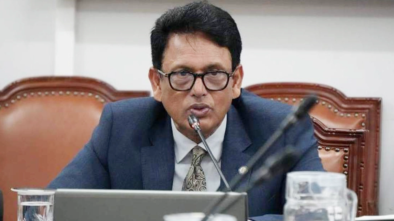 আগামী জানুয়ারিতে এসএসসি, জুনে এইচএসসি পরীক্ষার পরিকল্পনা: শিক্ষামন্ত্রী