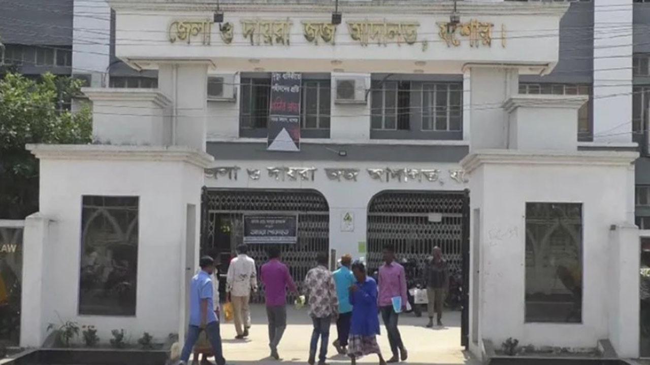 চাকরিচ্যুত সেই পুলিশ কর্মকর্তা জসিম দম্পতি কারাগারে