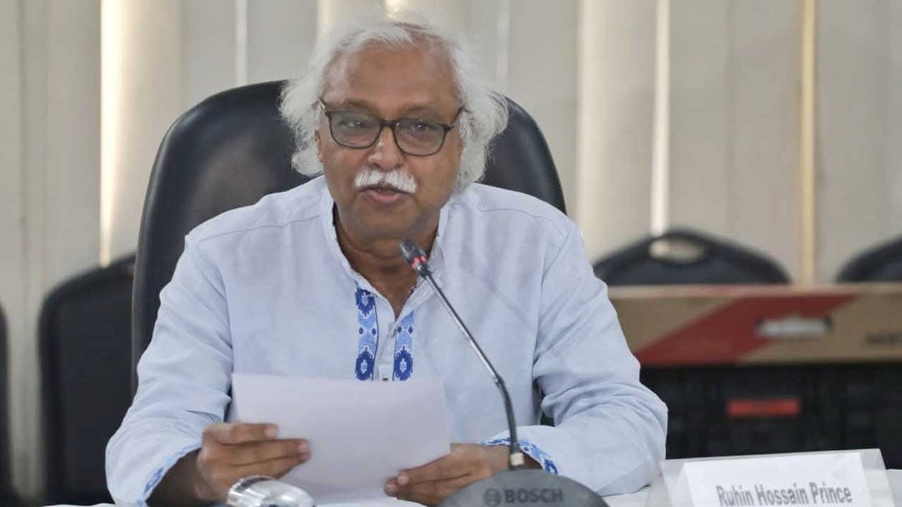 ন্যূনতম গণতন্ত্রের পথে যাত্রা শুরু হয়েছে: রুহিন হোসেন প্রিন্স