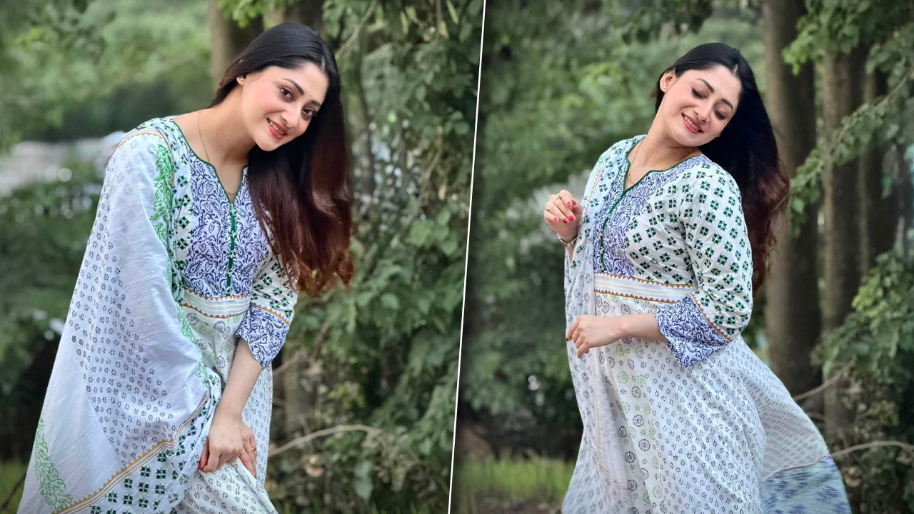 প্রতিটি হাসিতেই নিজেকে বদলাচ্ছেন পূজা চেরী