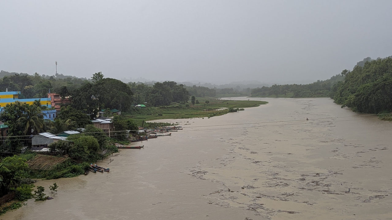 সাঙ্গু নদীতে তীব্র স্রোত, বান্দরবানে আটকা শতাধিক পর্যটক