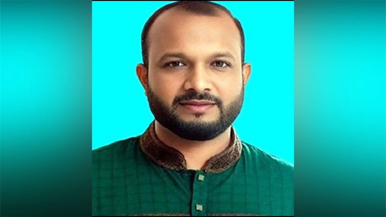 বগুড়ায় ছাত্রীকে একান্তে দেখা করতে বলে মাদ্রাসাশিক্ষক গ্রেপ্তার