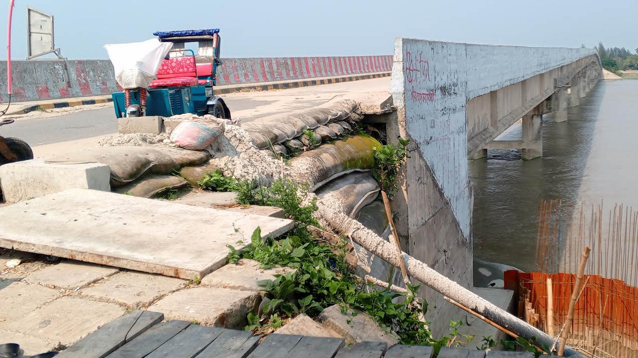 ছবি: এশিয়া পোস্ট