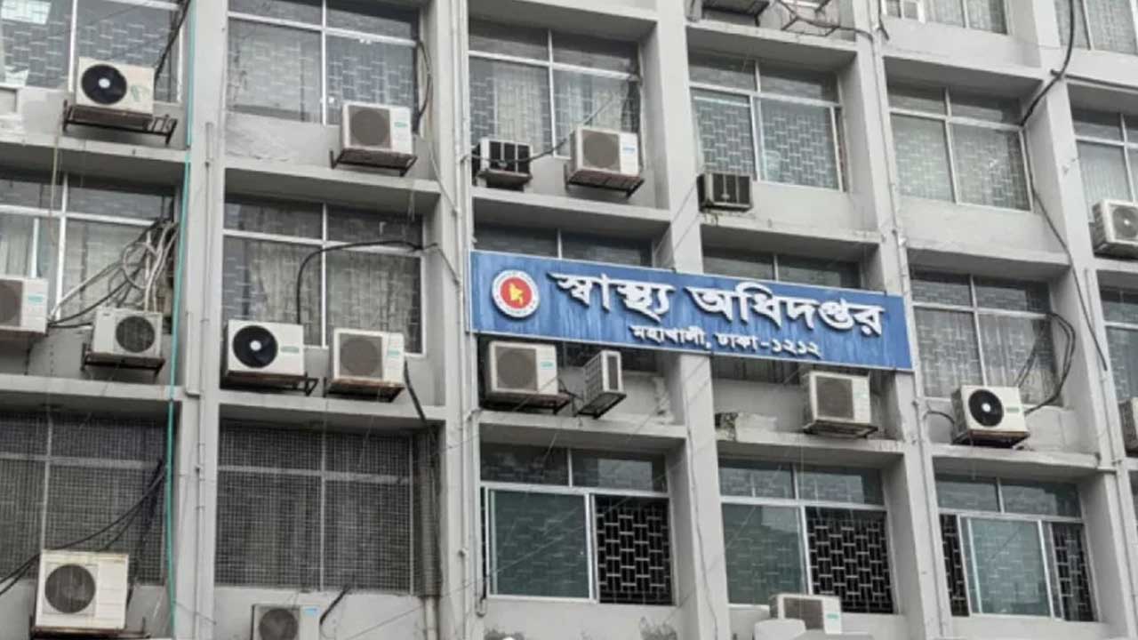 বন্যাকবলিত এলাকায় জরুরি ৭ নির্দেশনা স্বাস্থ্য অধিদপ্তরের