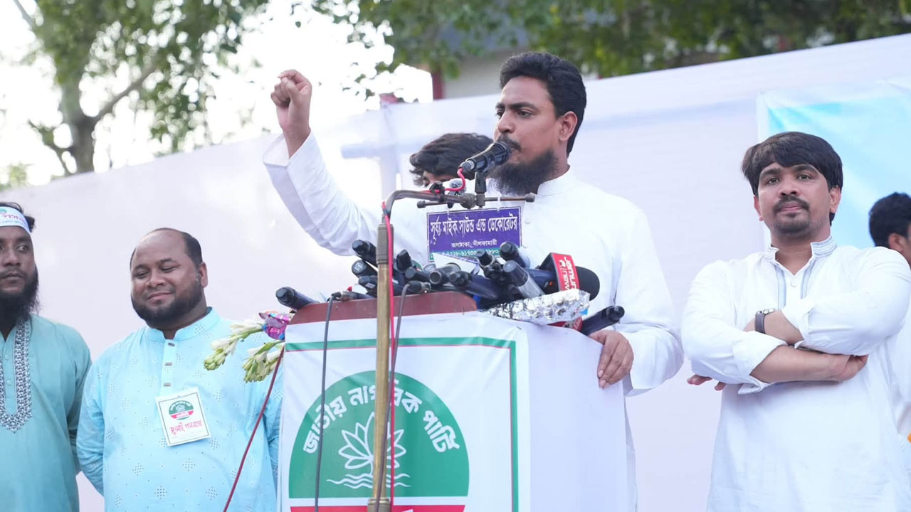কার আদালতে কারা বিচারক হবেন, সেটি দলীয় ভিত্তিতে হচ্ছে: আখতার