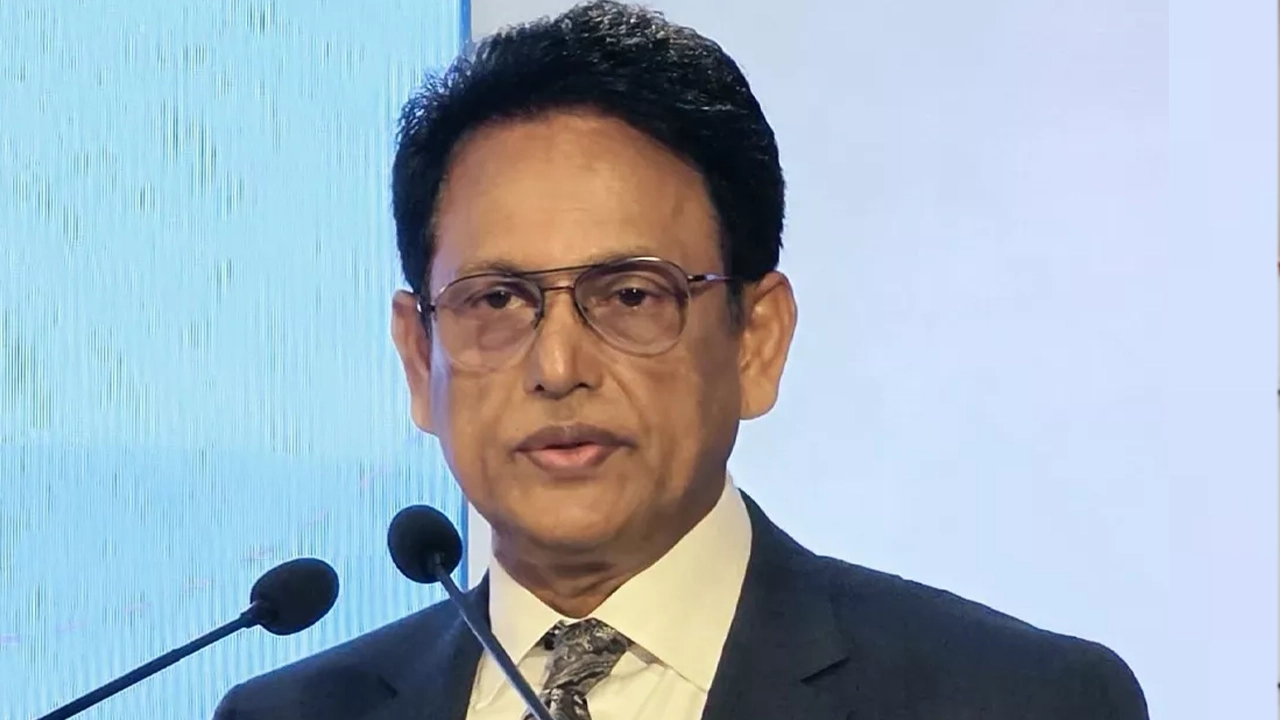 লক্ষাধিক শিক্ষক নিয়োগ দিচ্ছে সরকার
