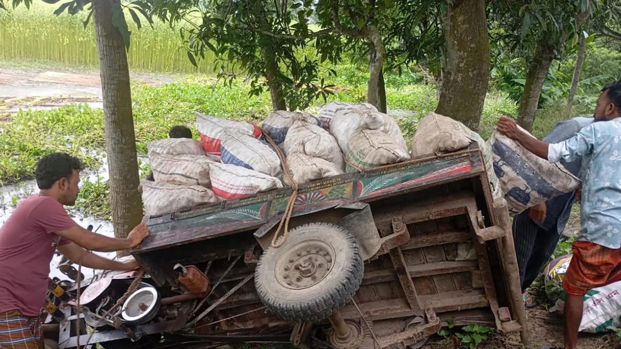 পেঁয়াজ বিক্রি করতে যাওয়ার পথে প্রাণ গেল কৃষকের