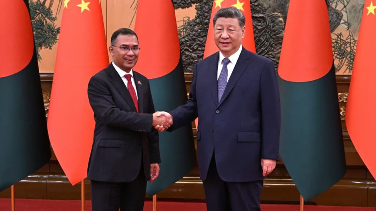 চীনের প্রেসিডেন্টের সঙ্গে প্রধানমন্ত্রী তারেক রহমানের সাক্ষাৎ