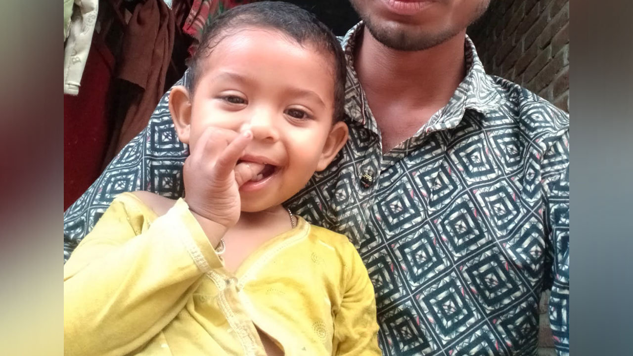 শিশু তায়েবা আক্তার জান্নাত।