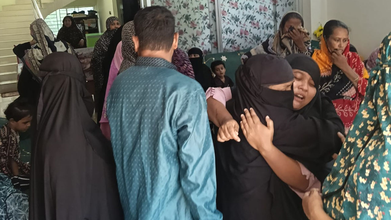 চাঁদপুরে ডাকাতির সময় গৃহবধূকে হত্যা, আরেক নারী আহত