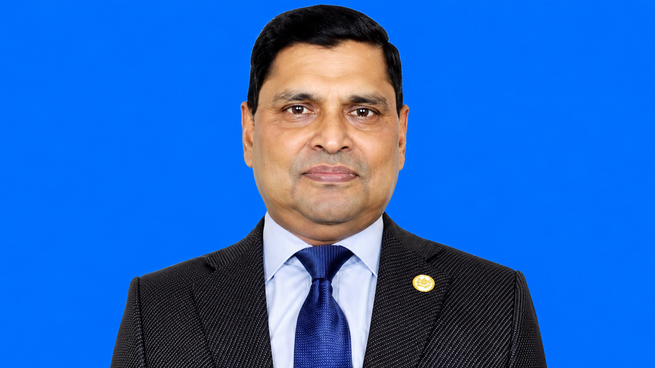 নৌবাহিনীর নতুন প্রধান খোন্দকার মিসবাহ-উল-আজীম
