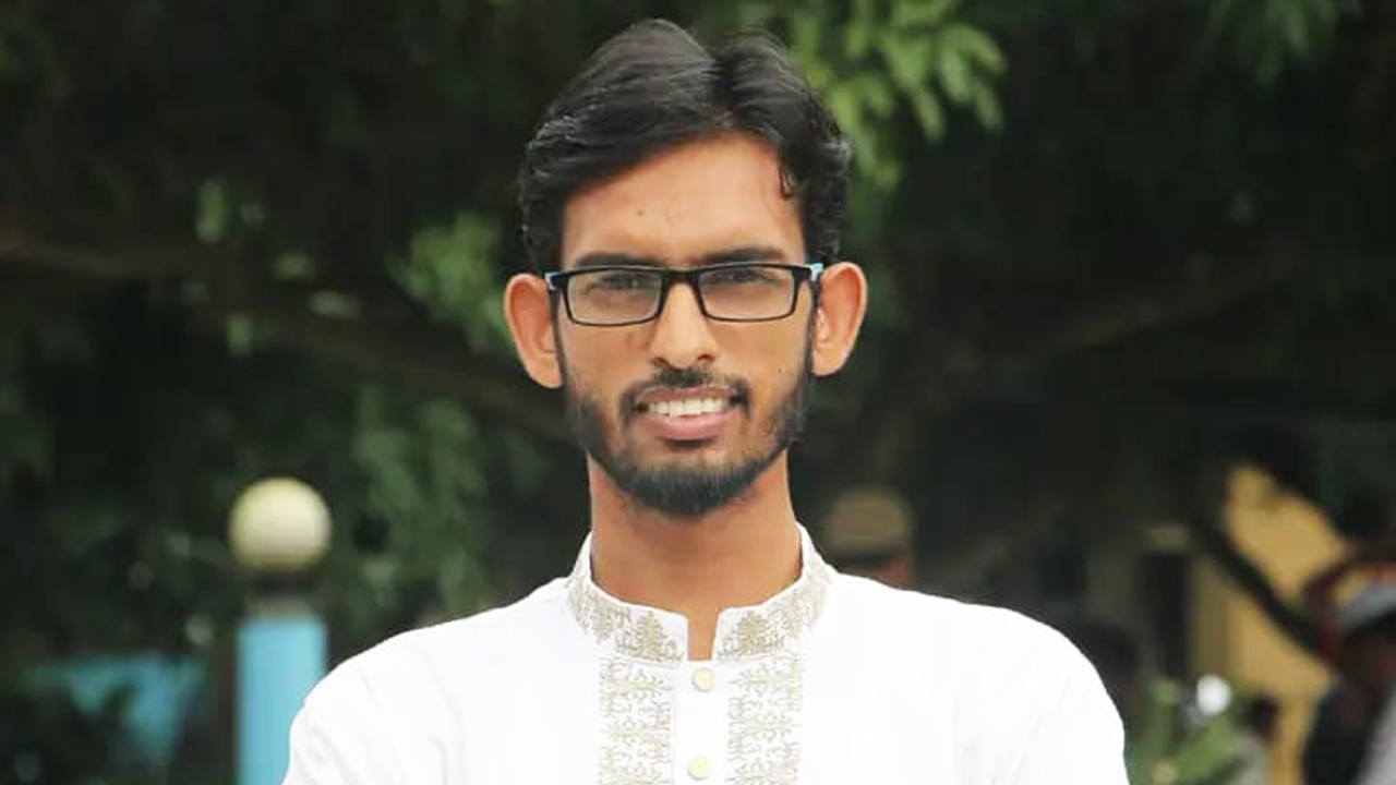 রাবি হল সংসদের ভিপির সিট বাতিল নিয়ে নাটকীয়তা