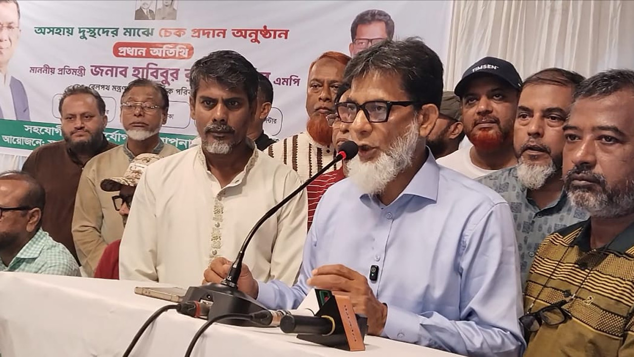 সীমিত সক্ষমতা নিয়েই মানুষের পাশে থাকার চেষ্টা করছি: প্রতিমন্ত্রী হাবিব