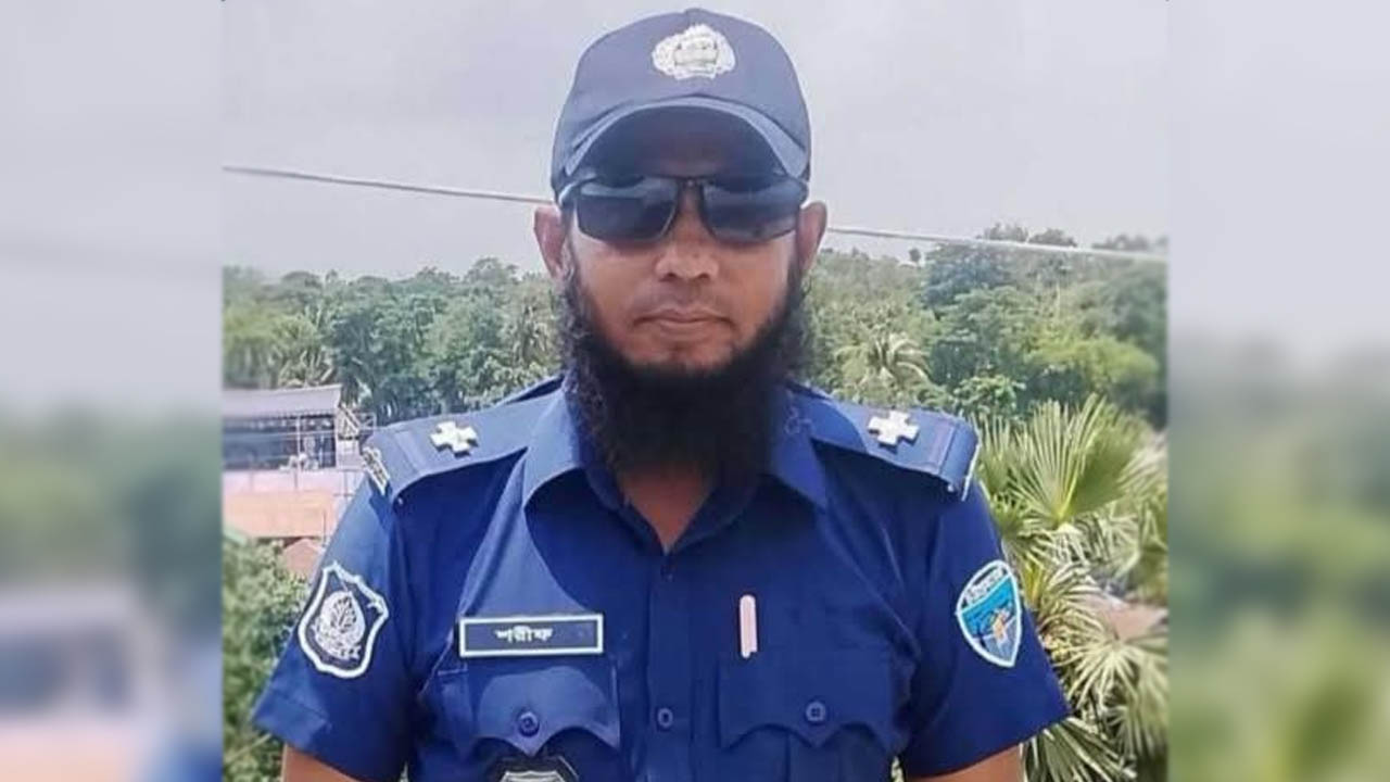 কুমিল্লায় দুর্বৃত্তের ছুরিকাঘাতে এএসআই আহত