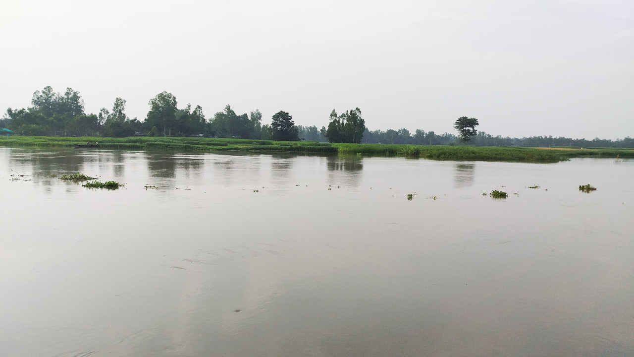 আবারও বাড়ছে গাইবান্ধার পাঁচ নদীর পানি, ফের বন্যার শঙ্কা
