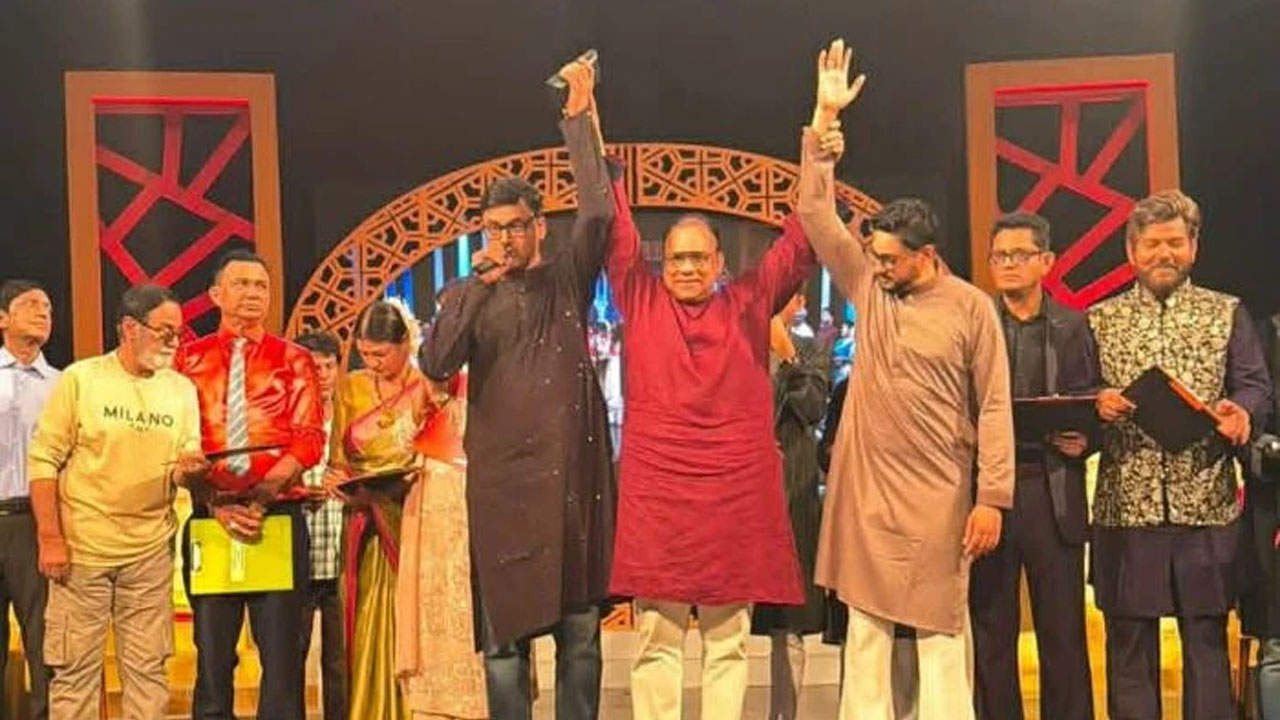 শপথ নিল চলচ্চিত্র শিল্পী সমিতির নতুন কমিটি