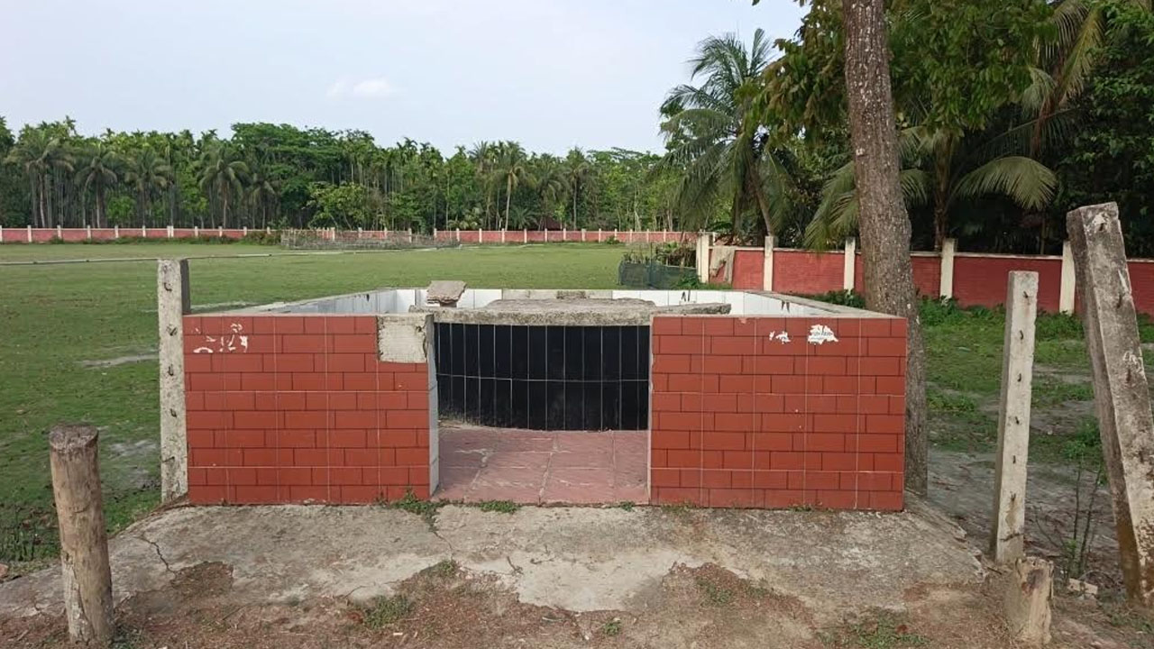 ৬ বছরেও শেষ হয়নি পিরোজপুর শিশু পার্কের নির্মাণকাজ