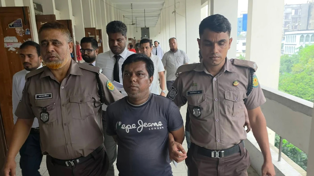 ঘুষসহ ধরা পড়া বেবিচকের পরিদর্শক রাশেদের ৫ বছরের কারাদণ্ড