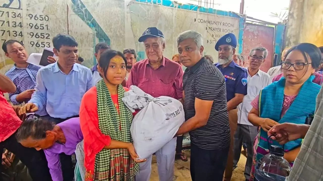 ‘বান্দরবানে বন্যায় ক্ষতিগ্রস্তদের পুনর্বাসন করবে সরকার’