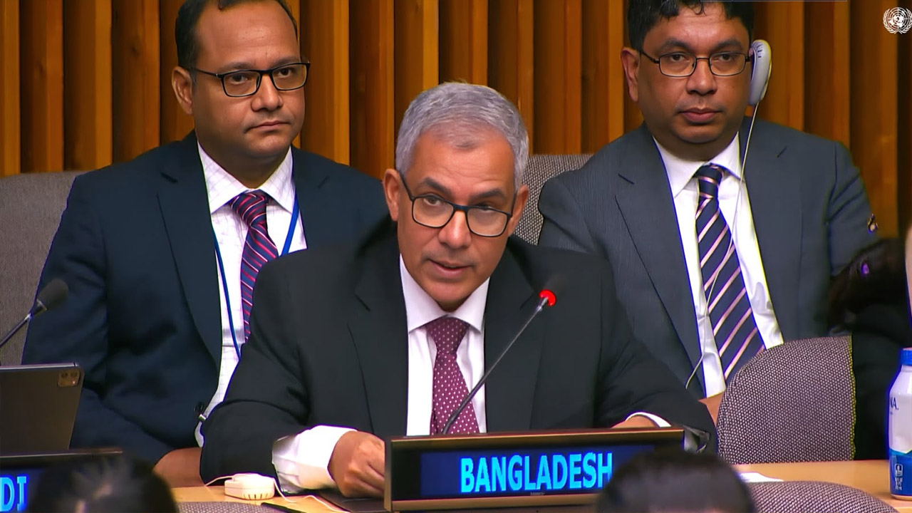 এলডিসি উত্তরণের প্রস্তুতিকাল ৩ বছর বাড়ানোর সুপারিশ ইকোসকের