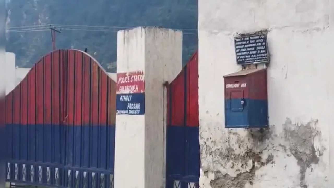 ভারতে পুলিশের ওপর সেনাবাহিনীর হামলা