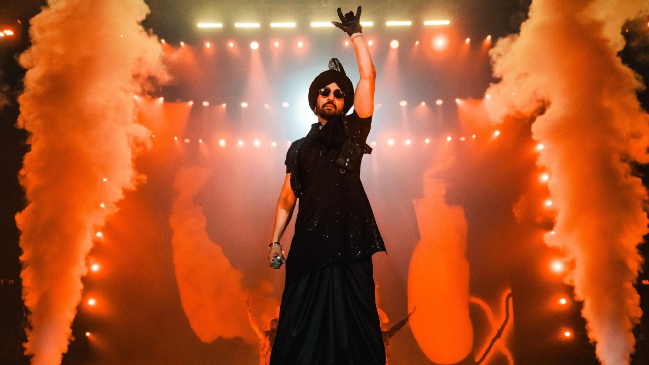 ‘জনগণের কণ্ঠই ঈশ্বরের কণ্ঠ’, শিক্ষার্থীদের প্রতি সমর্থন জানিয়ে দিলজিৎ