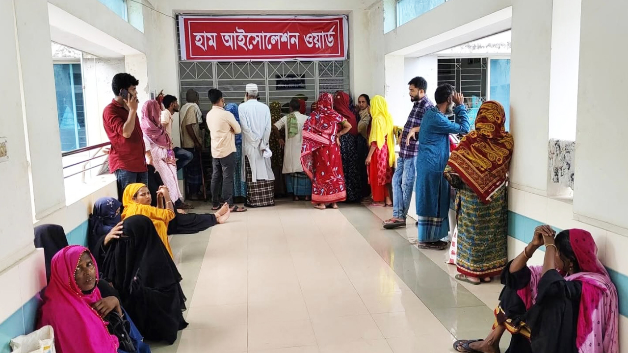 হামের উপসর্গ নিয়ে ময়মনসিংহ মেডিকেলে আরও ১২ শিশু ভর্তি