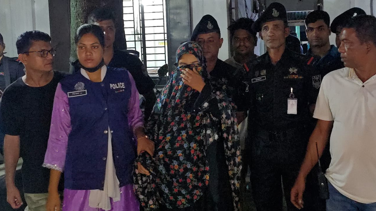 দুই মাসের শিশুর পা মুচড়ে দেওয়ার ঘটনায় চাচি গ্রেপ্তার