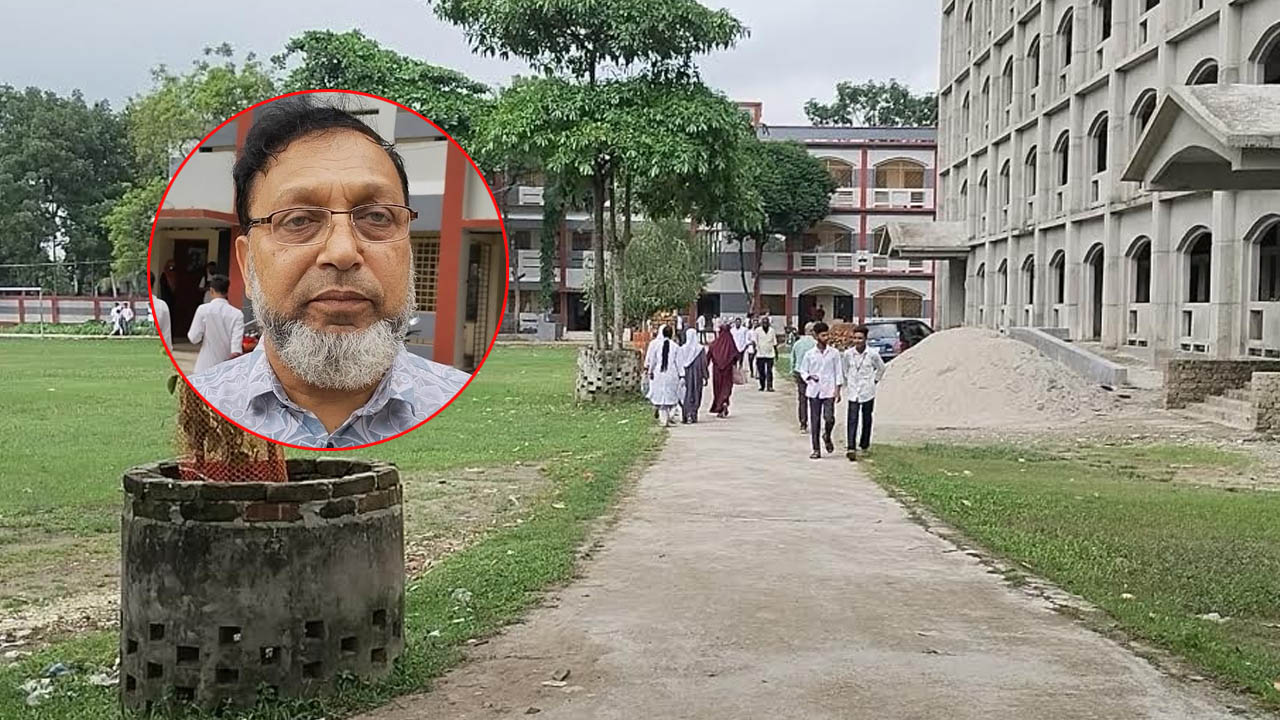মন্ত্রণালয়ের প্রজ্ঞাপনের পরও ক্লাসরুমের বাইরে প্রভাষক ছাইদুল