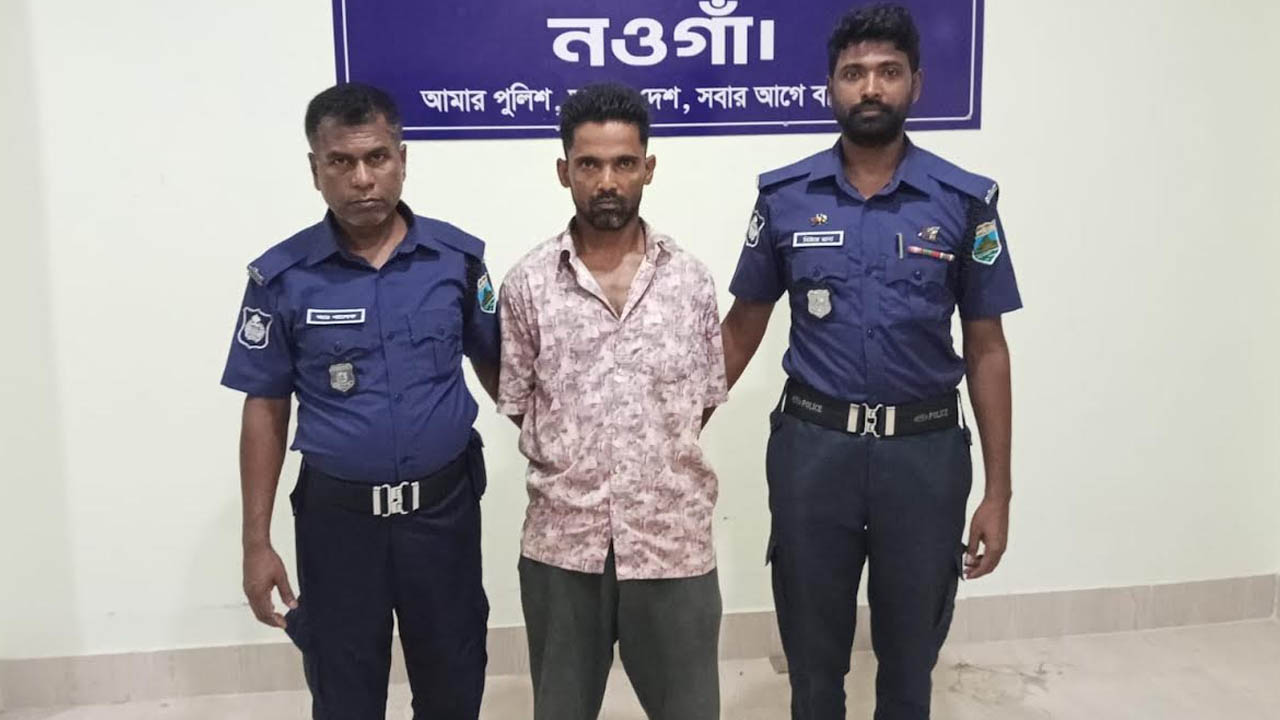 সম্পত্তি না পেয়ে মায়ের পায়ের রগ কাটার অভিযোগ