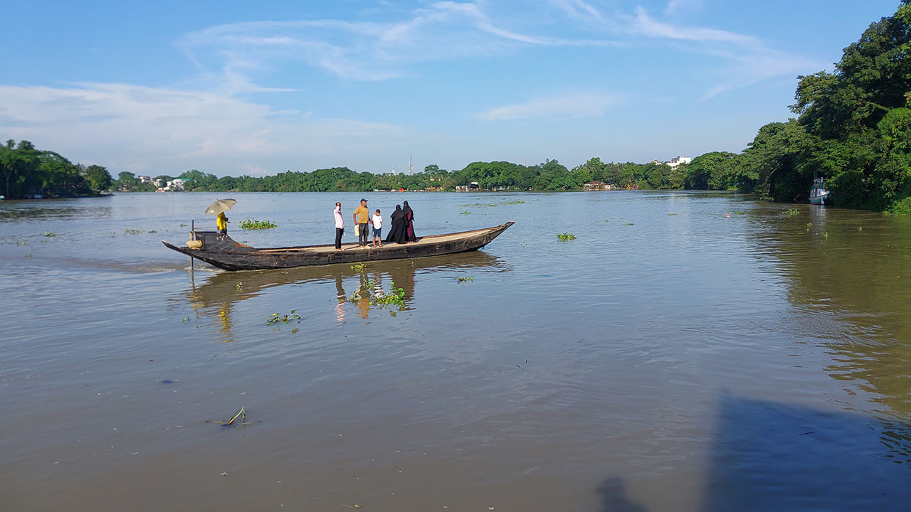 বৃষ্টি কমায় সুনামগঞ্জে কমছে নদ-নদীর পানি