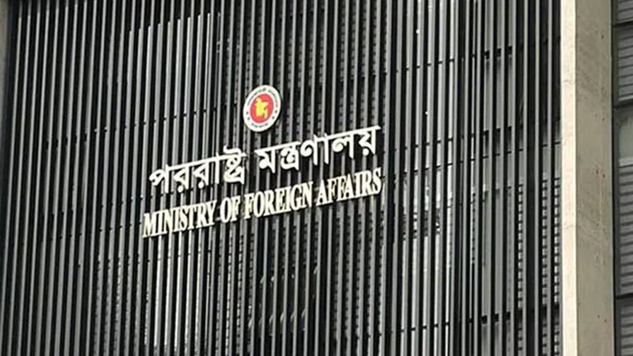 দিল্লিতে উপদেষ্টা জাহেদের ঘটনা নিয়ে ভারতের ব্যাখ্যা ‘সন্তোষজনক নয়’: ঢাকা