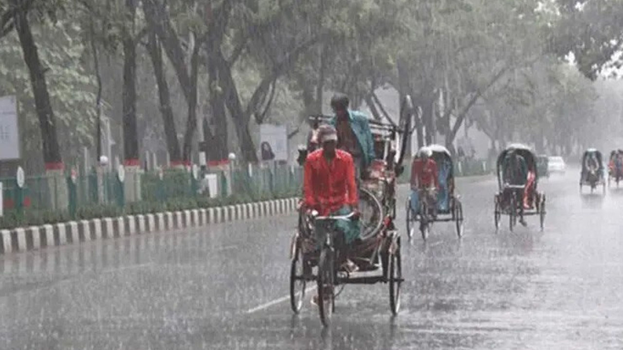 ঢাকাসহ ১৪ জেলায় বজ্রবৃষ্টির শঙ্কা