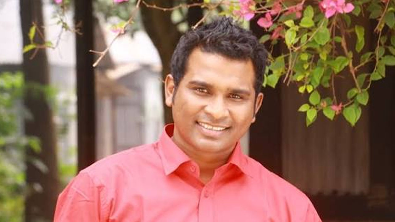 আর্জেন্টিনা-ইংল্যান্ড খেলায় খরচ না করে বন্যার্তদের দিন: রাশেদ সীমান্ত