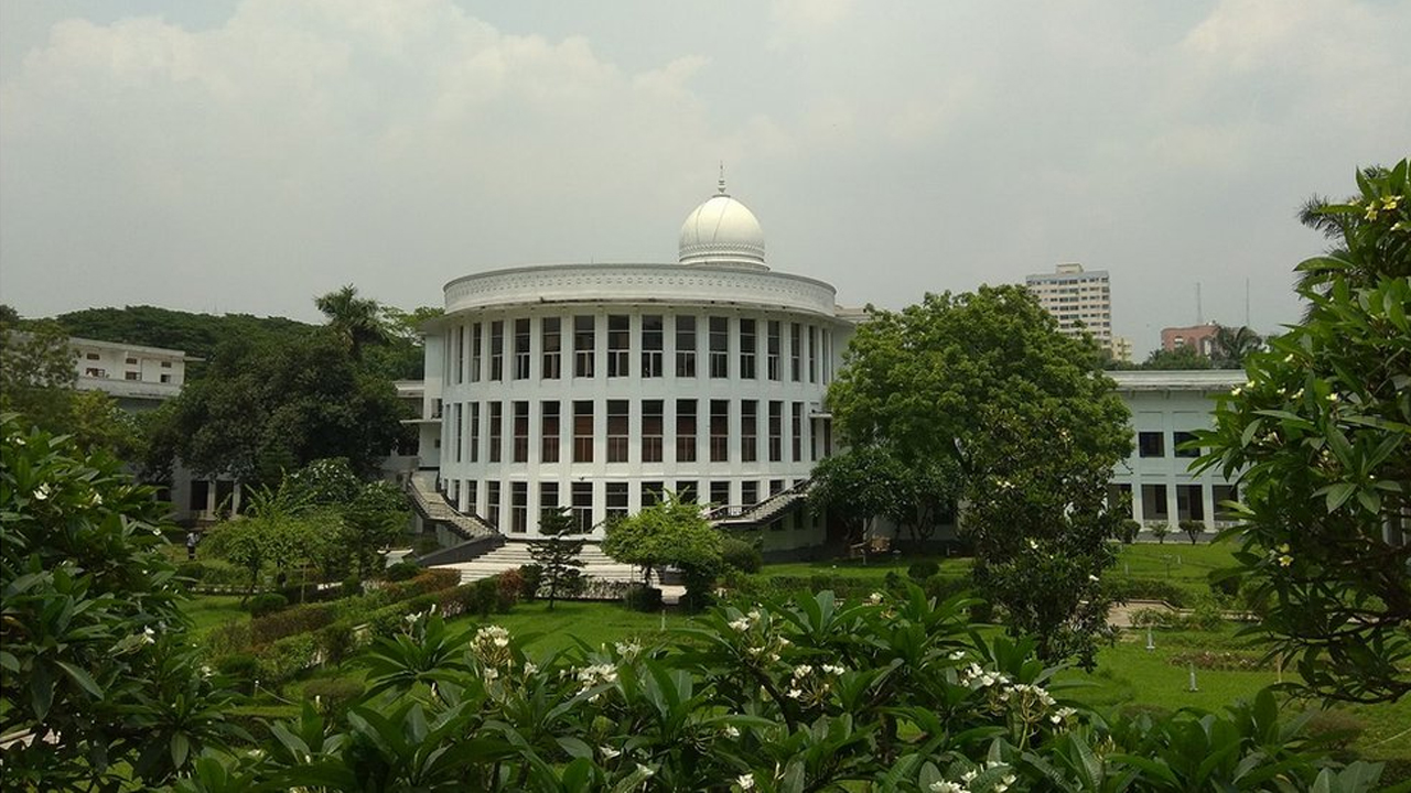 ৩২ হাজার প্রাথমিক বিদ্যালয়ে প্রধান শিক্ষক নিয়োগে বাধা কাটল