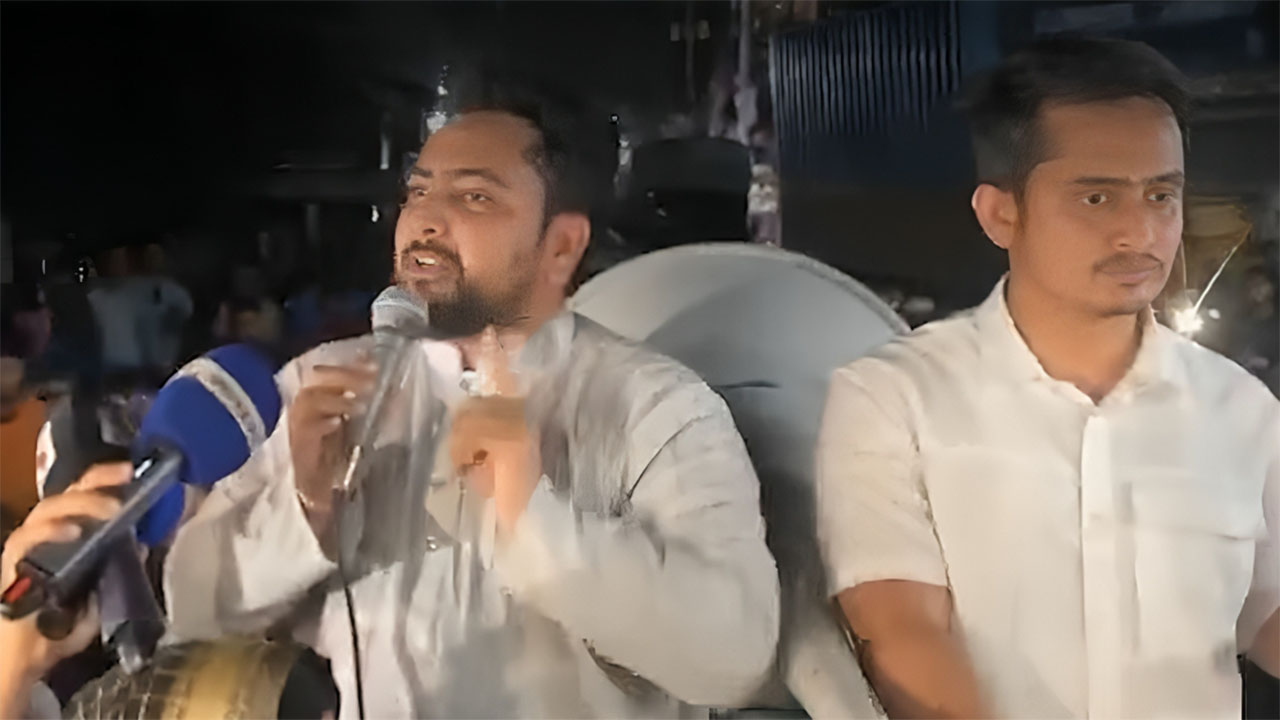 সাভারে ককটেল বিস্ফোরণের ঘটনায় প্রশাসনকে দায়ী করলেন নাহিদ ইসলাম