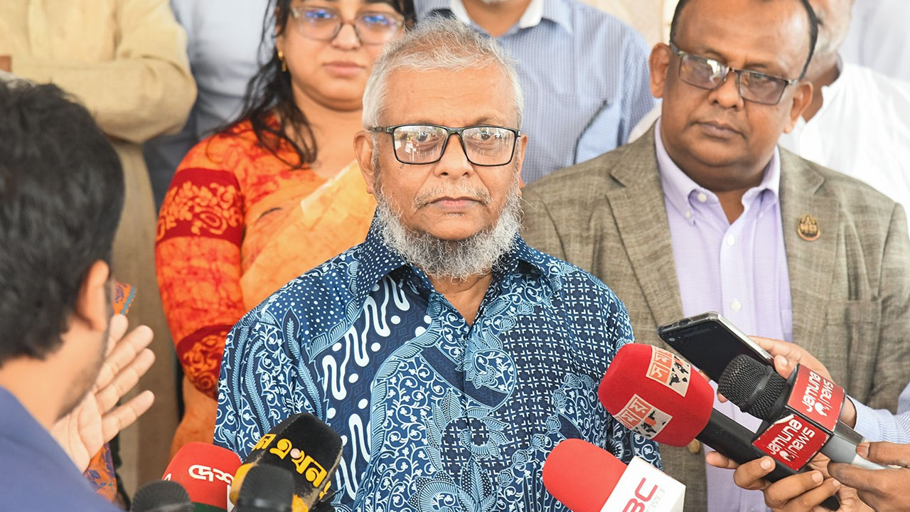 বাংলাদেশের জন্য মালয়েশিয়ার শ্রমবাজার উন্মুক্ত হয়েছে: প্রবাসীকল্যাণমন্ত্রী