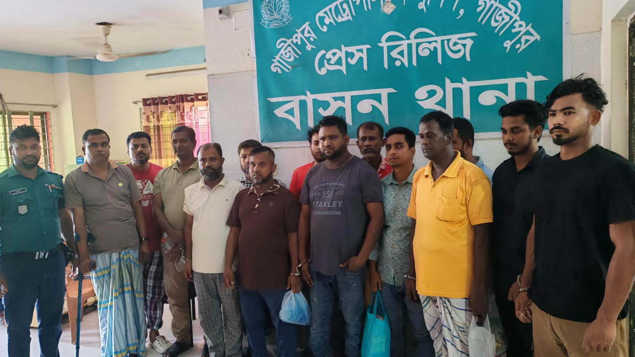 গাজীপুরে আ.লীগ ও ছাত্রলীগের ৩০ নেতাকর্মী গ্রেপ্তার
