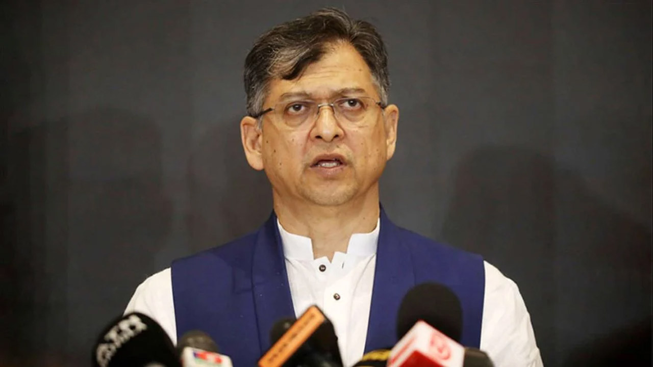 বেনজীরকে ফেরানোর বিষয়ে এখনো জবাব পায়নি বাংলাদেশ: স্বরাষ্ট্রমন্ত্রী