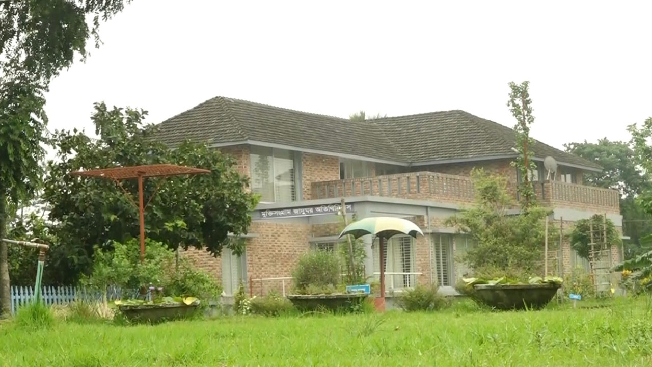 ছবি: এশিয়া পোস্ট