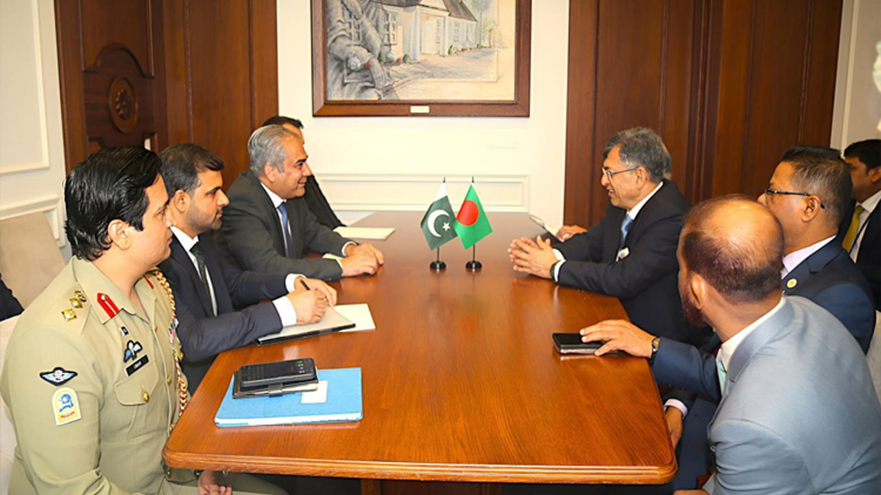 Bangladesh, Pakistan hold Home 
Minister-level bilateral meeting