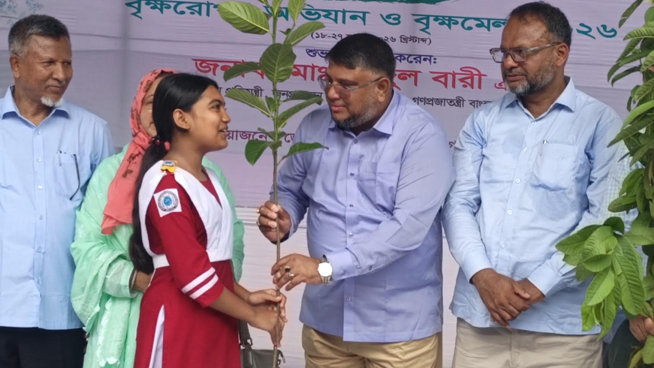 জয়পুরহাটে তিন দিনব্যাপী বৃক্ষমেলার উদ্বোধন